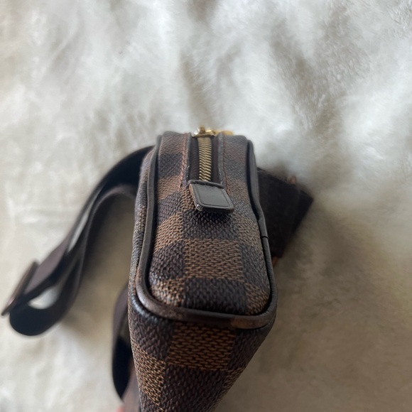 Louis Vuitton Damier Ebene Brooklyn Bum Bag Brown - Picture 2 of 16